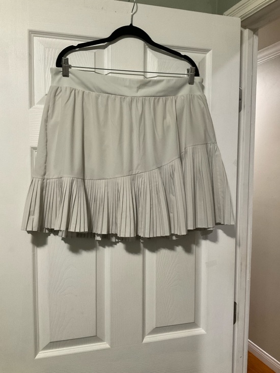 SPANX Dresses & Skirts - SPANX Light Gray Pleated Hem Mini Skirt